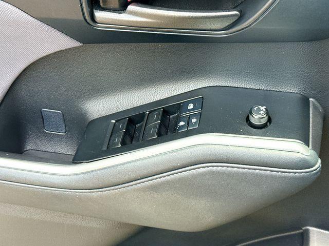 used 2021 Toyota Highlander car, priced at $23,500