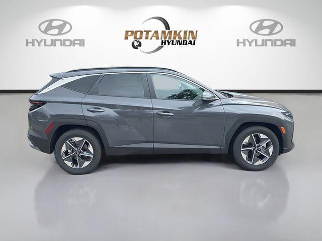 new 2026 Hyundai Tucson car, priced at $32,298