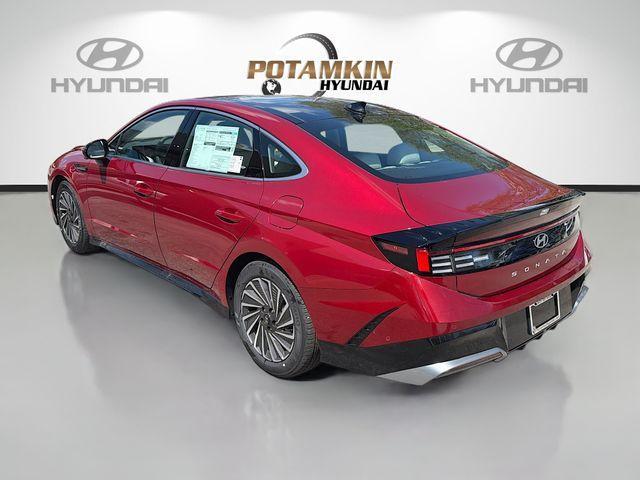 new 2026 Hyundai Sonata Hybrid car, priced at $37,137