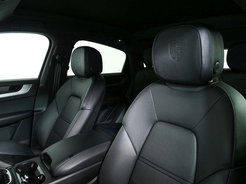 new 2026 Porsche Cayenne car