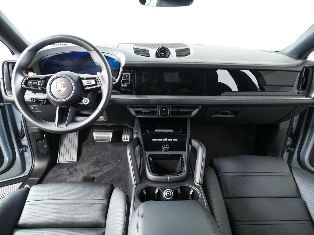 new 2026 Porsche Cayenne car