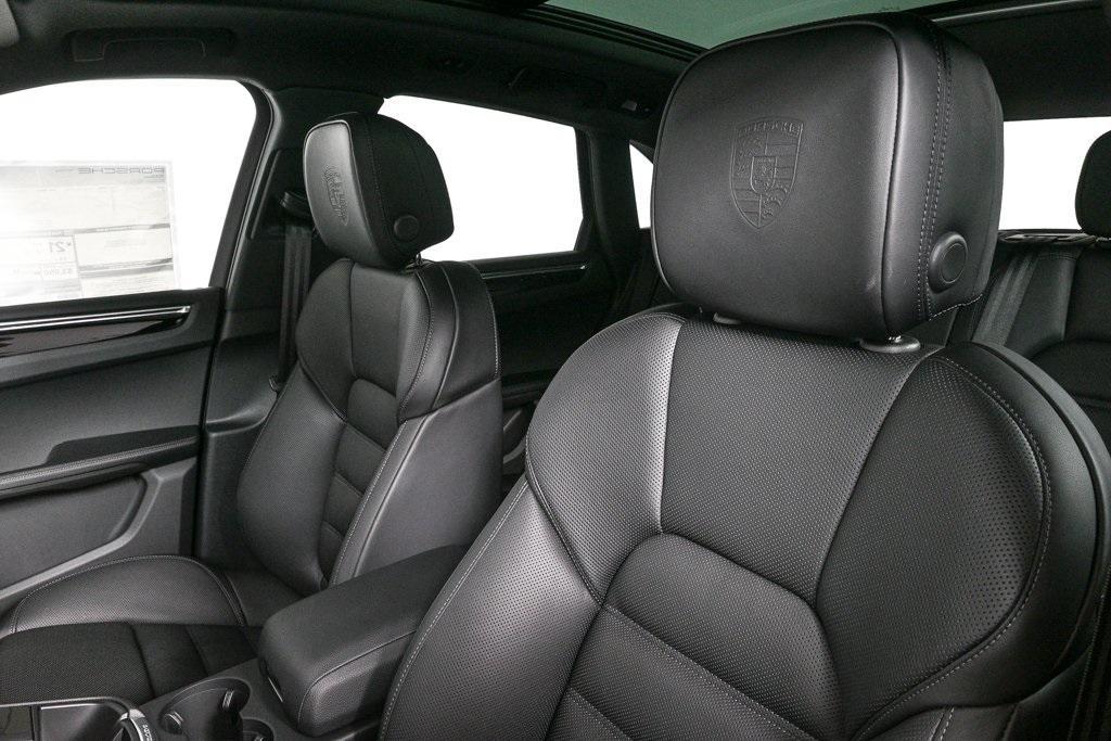 new 2025 Porsche Macan car, priced at $82,005