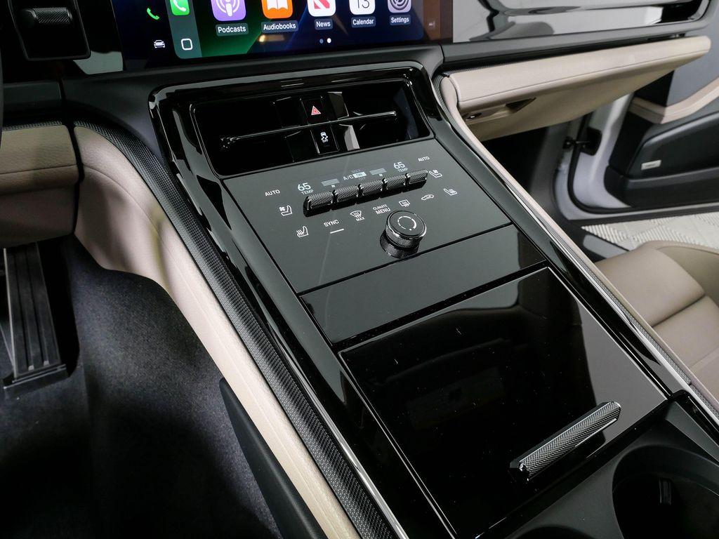 new 2026 Porsche Panamera car, priced at $138,499