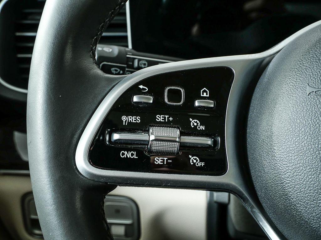 used 2020 Mercedes-Benz GLE 350 car, priced at $30,312