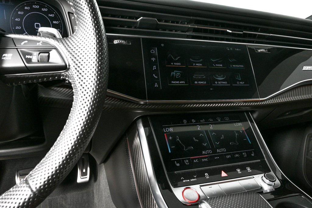 2020 Daytona Gray Pearl Audi RS Q8