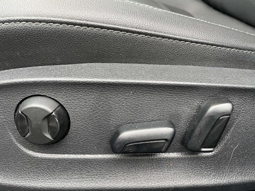 used 2021 Volkswagen Passat car, priced at $21,300