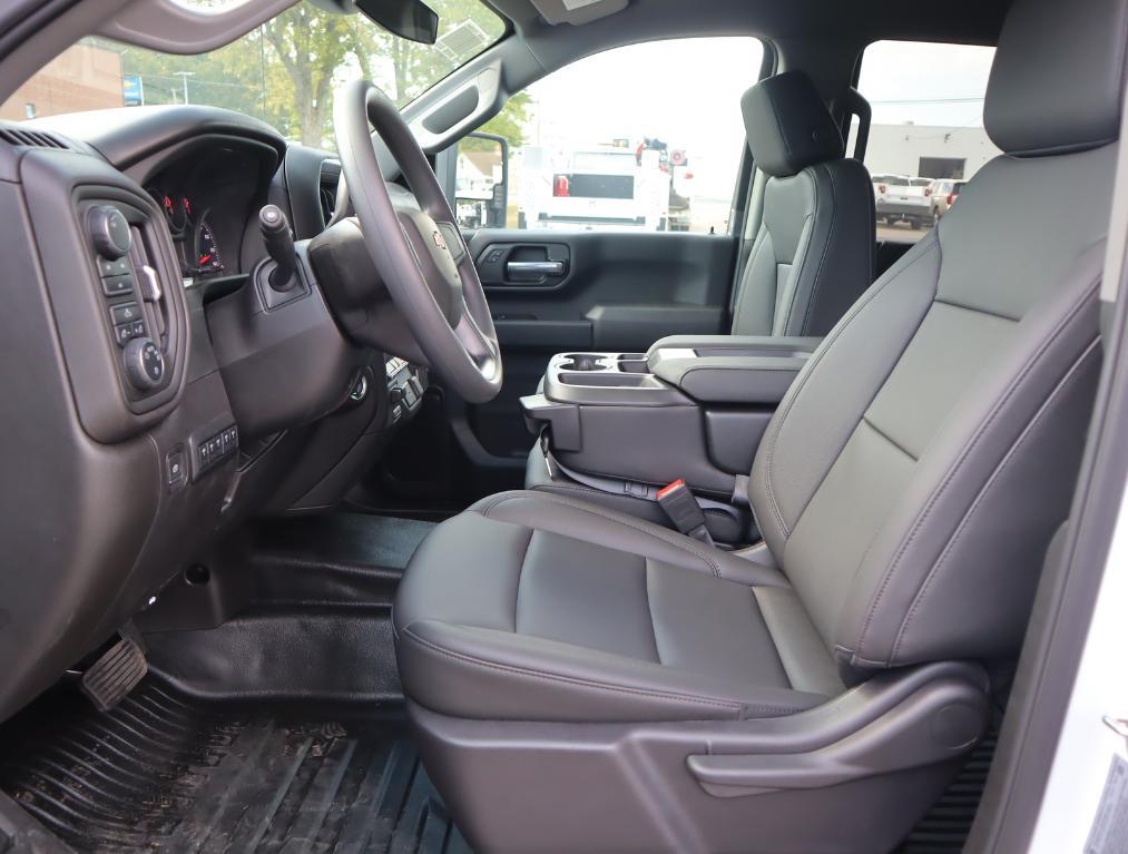 new 2024 Chevrolet Silverado 3500 car, priced at $66,043