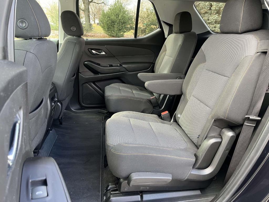 used 2020 Chevrolet Traverse car, priced at $21,100