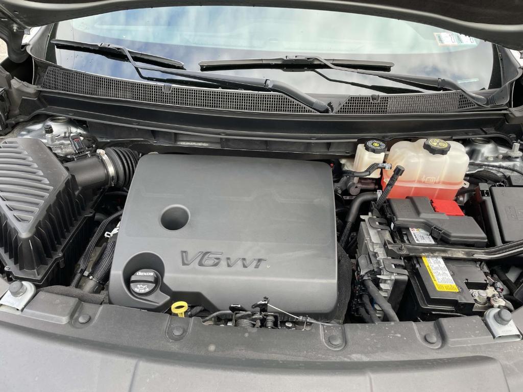 used 2023 Chevrolet Traverse car, priced at $33,660