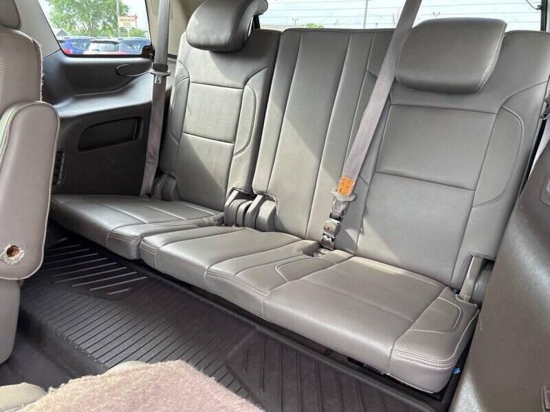 used 2015 GMC Yukon car, priced at $18,995