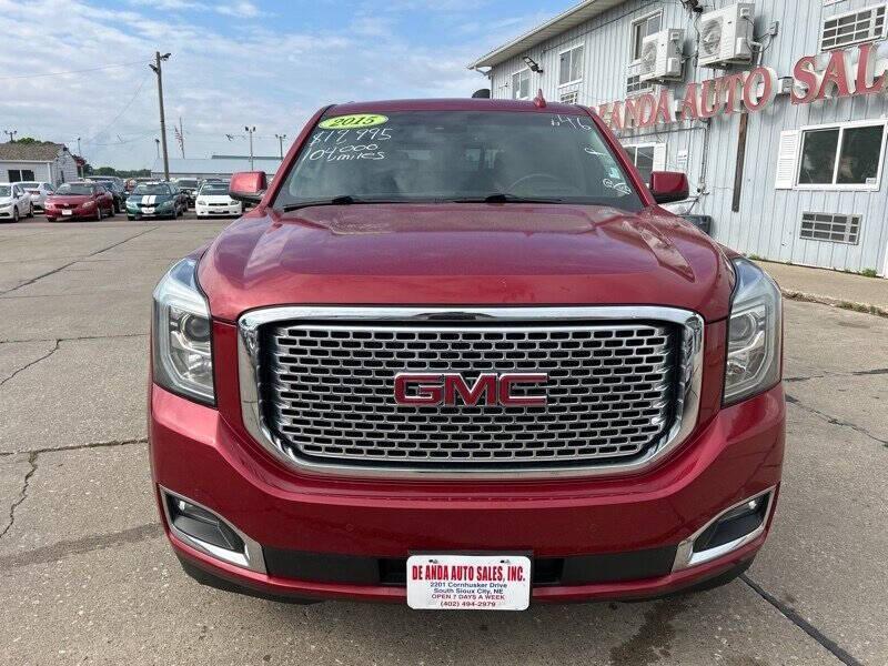 used 2015 GMC Yukon car, priced at $18,995