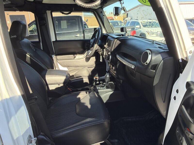 used 2015 Jeep Wrangler Unlimited car, priced at $18,995