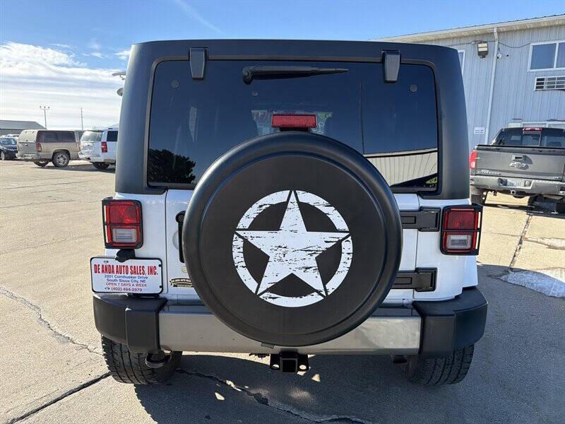 used 2015 Jeep Wrangler Unlimited car, priced at $18,995