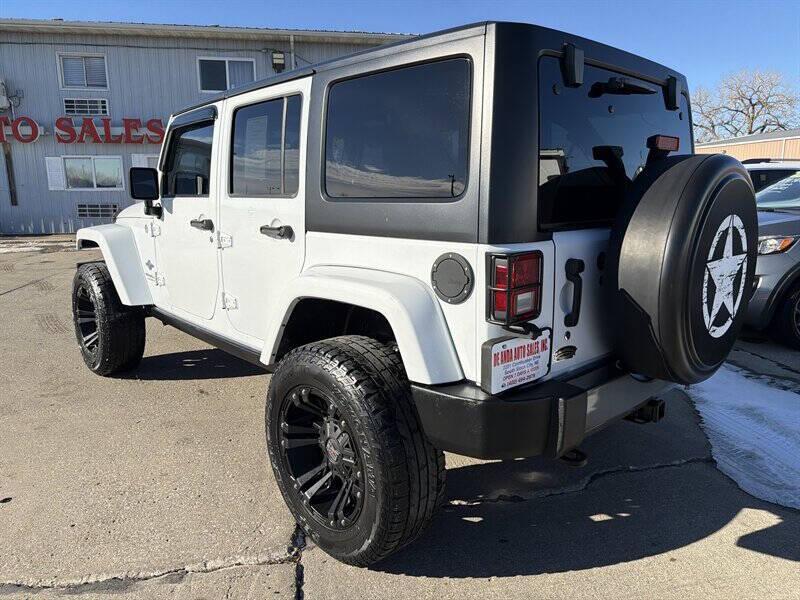 used 2015 Jeep Wrangler Unlimited car, priced at $18,995
