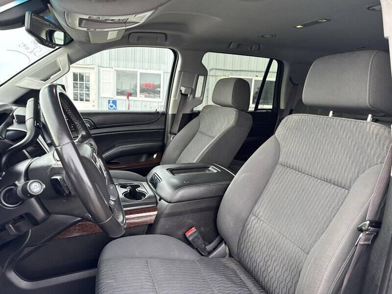 used 2016 GMC Yukon car, priced at $15,995