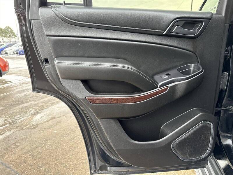 used 2016 GMC Yukon car, priced at $15,995