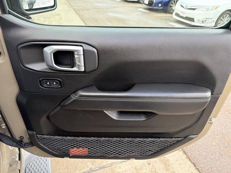 used 2020 Jeep Gladiator car, priced at $29,995