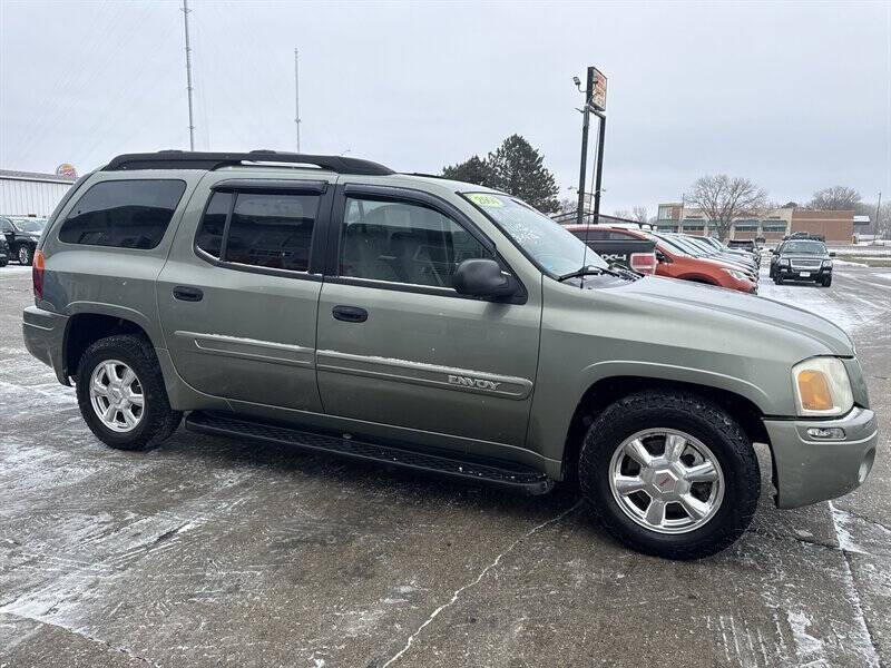 used 2004 GMC Envoy XL car, priced at $6,995