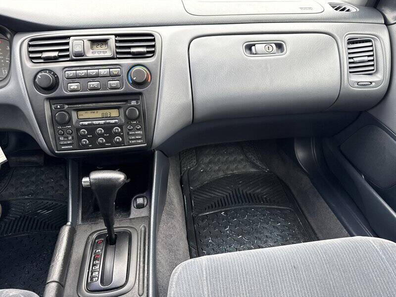 used 2000 Honda Accord car, priced at $6,995