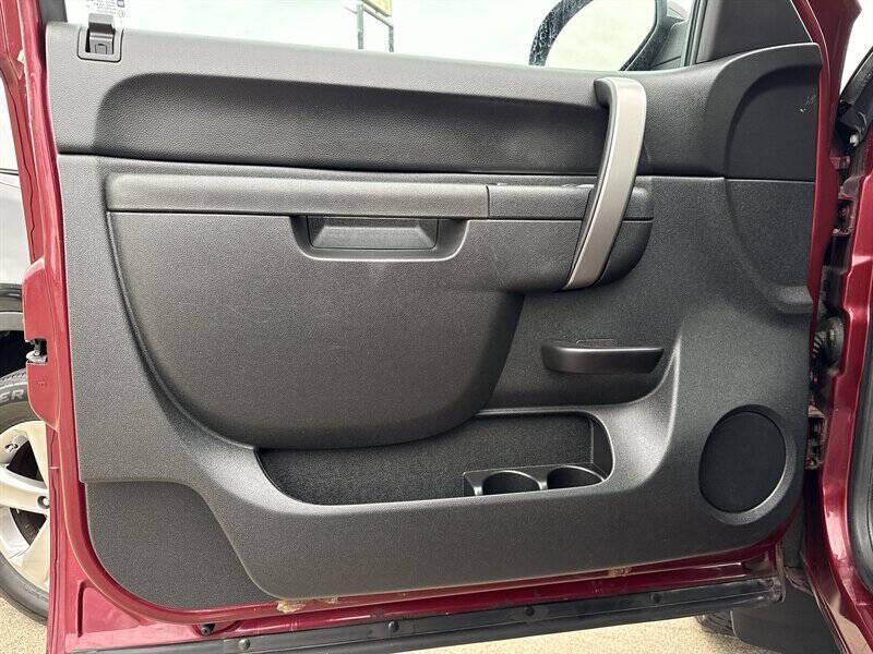 used 2013 Chevrolet Silverado 1500 car, priced at $18,995