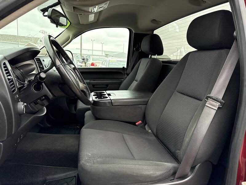 used 2013 Chevrolet Silverado 1500 car, priced at $18,995