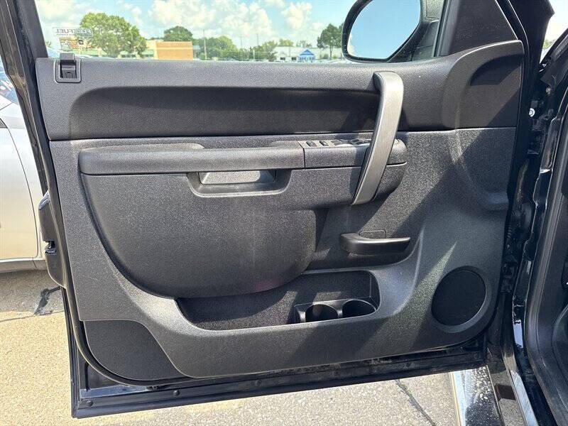 used 2013 Chevrolet Silverado 1500 car, priced at $10,995