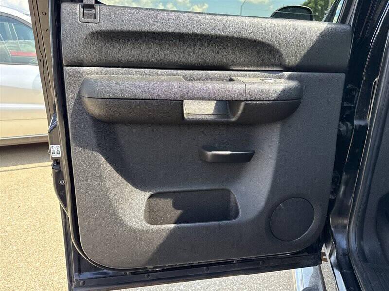 used 2013 Chevrolet Silverado 1500 car, priced at $10,995