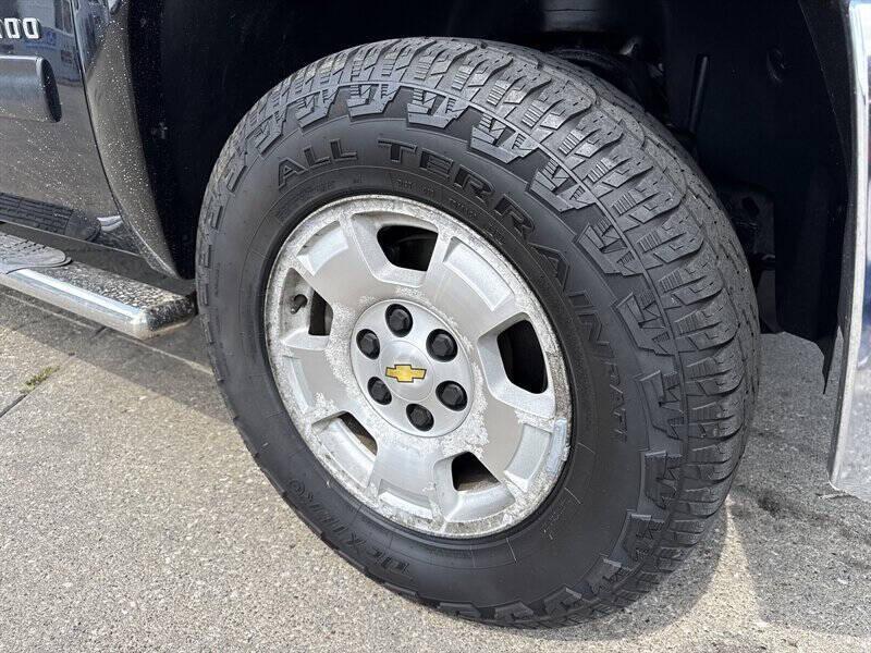 used 2013 Chevrolet Silverado 1500 car, priced at $10,995