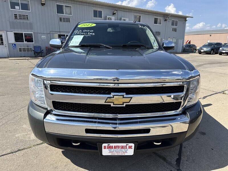 used 2011 Chevrolet Silverado 1500 car, priced at $17,900