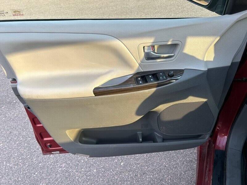 used 2020 Toyota Sienna car, priced at $19,900