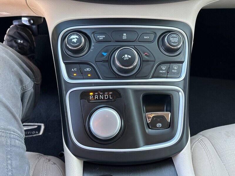 used 2016 Chrysler 200 car, priced at $9,500