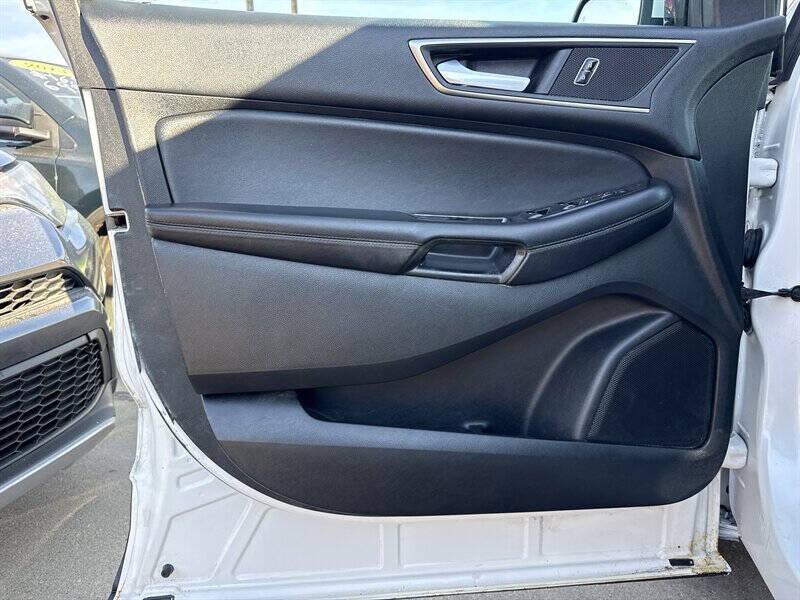 used 2015 Ford Edge car, priced at $11,900