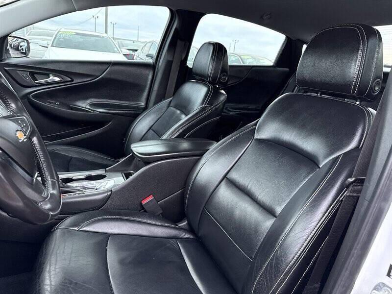 used 2018 Chevrolet Malibu car, priced at $11,995