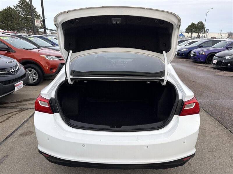 used 2018 Chevrolet Malibu car, priced at $11,995