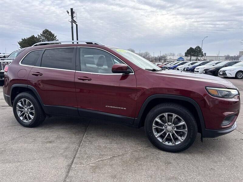 used 2019 Jeep Cherokee car, priced at $12,900