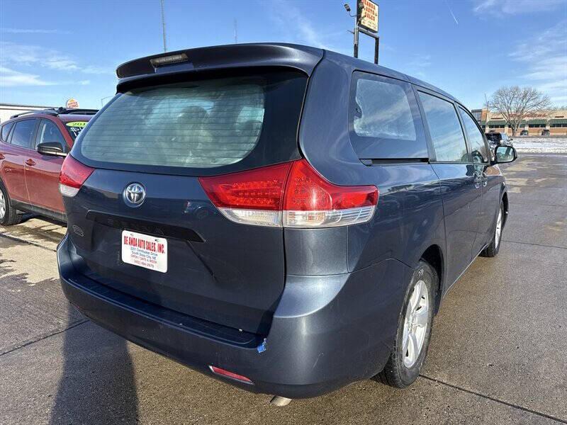 used 2014 Toyota Sienna car, priced at $5,995