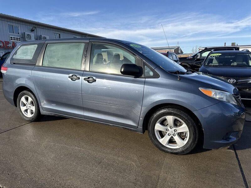 used 2014 Toyota Sienna car, priced at $5,995