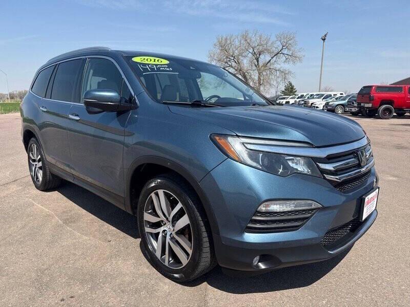 used 2016 Honda Pilot car, priced at $15,995