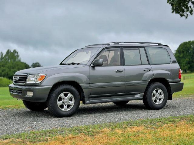 used 2000 Toyota Land Cruiser car, priced at $27,900