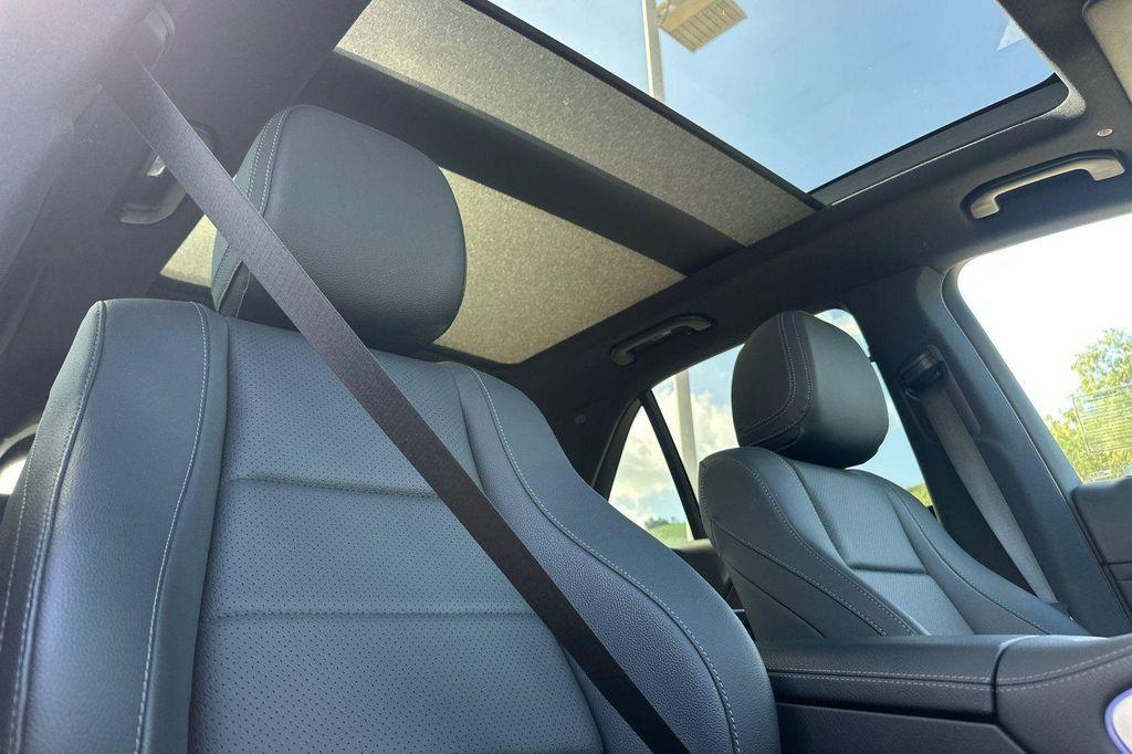 used 2025 Mercedes-Benz GLE 350 car, priced at $55,684
