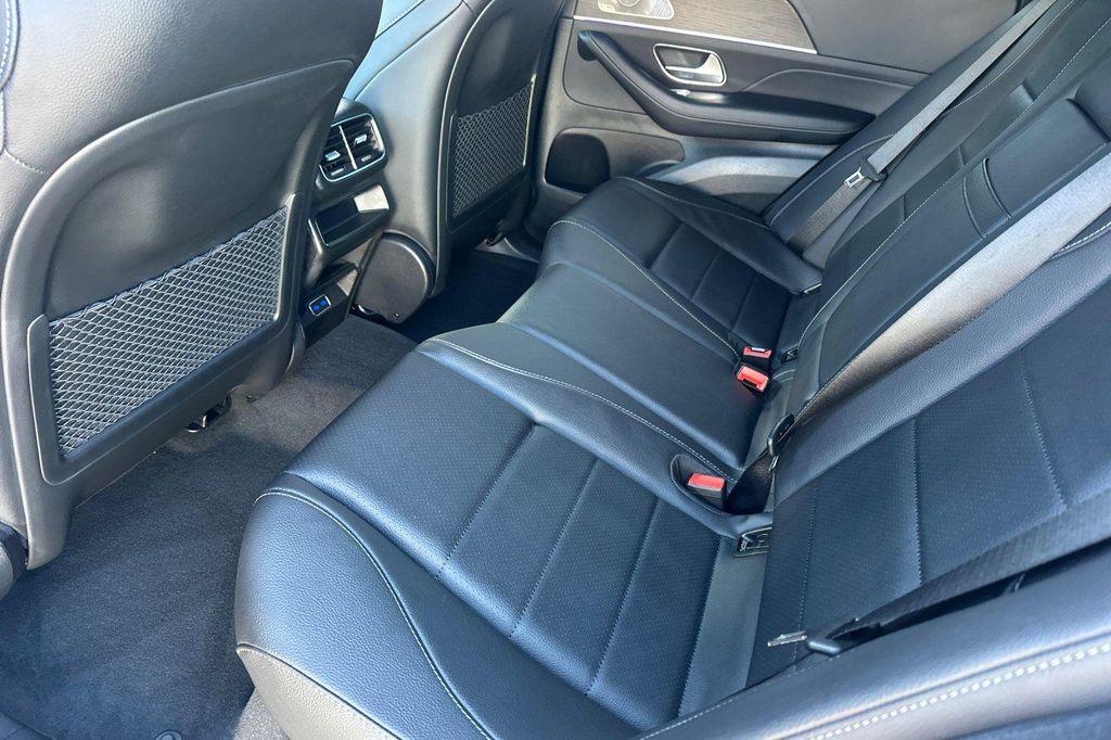 new 2026 Mercedes-Benz GLE 450 car, priced at $85,725
