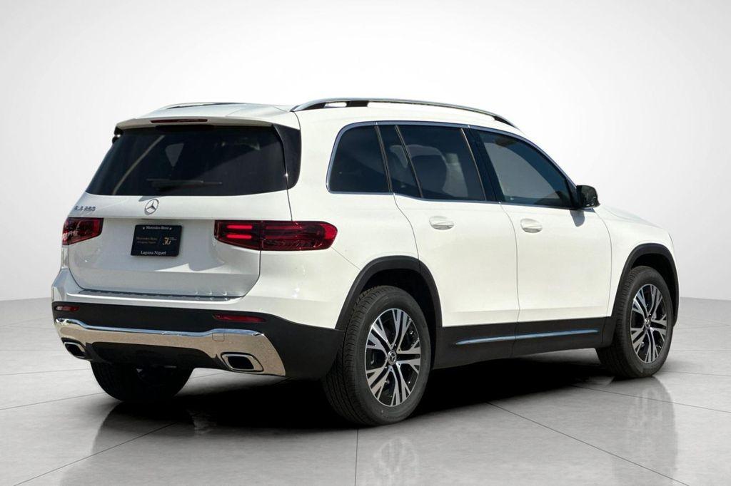 new 2026 Mercedes-Benz GLB 250 car, priced at $46,685