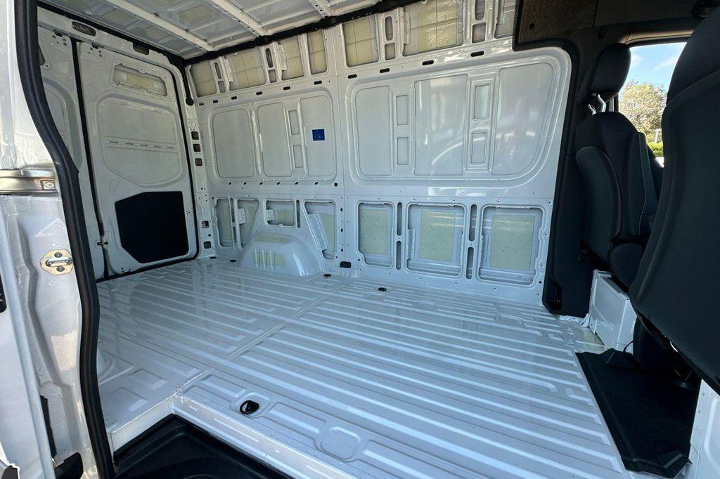 new 2026 Mercedes-Benz Sprinter 2500 car, priced at $60,622