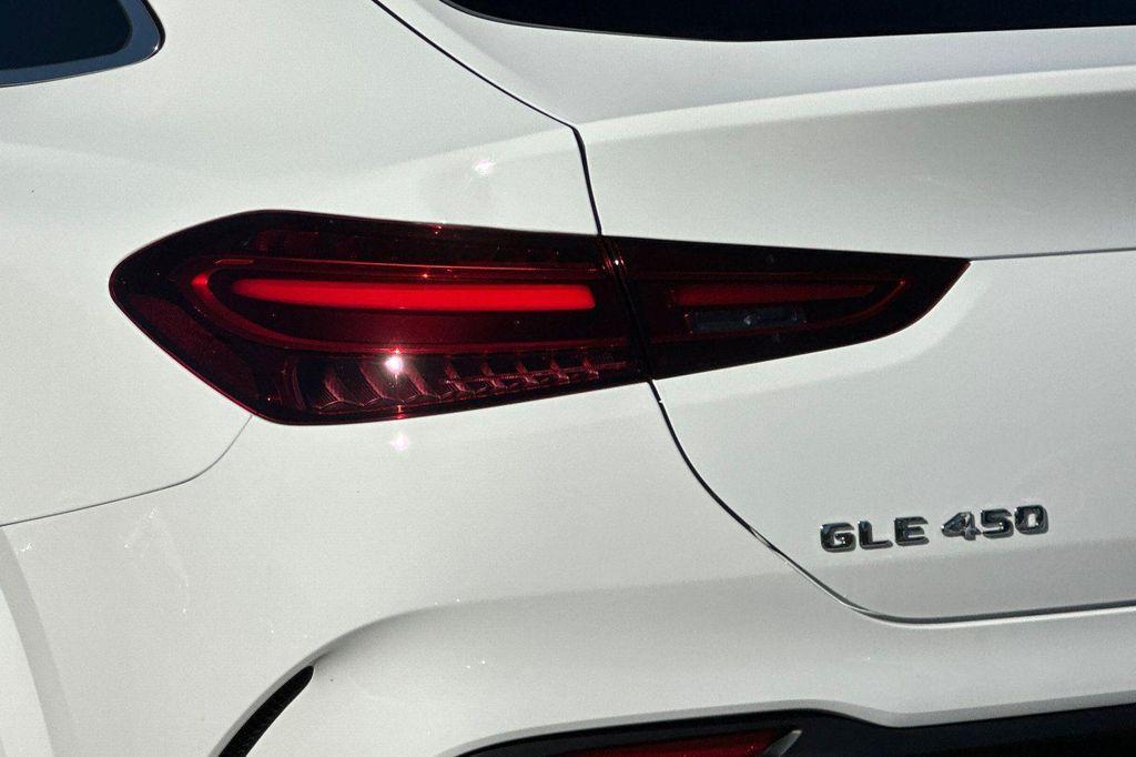 new 2026 Mercedes-Benz GLE 450 car, priced at $86,085