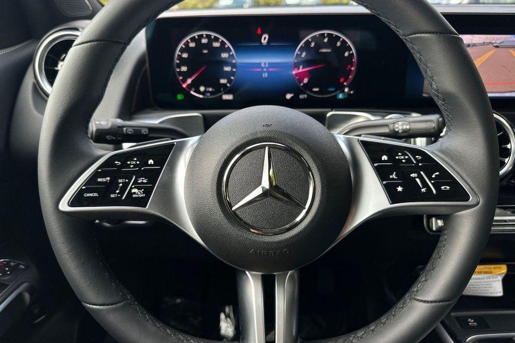new 2026 Mercedes-Benz GLB 250 car, priced at $48,280