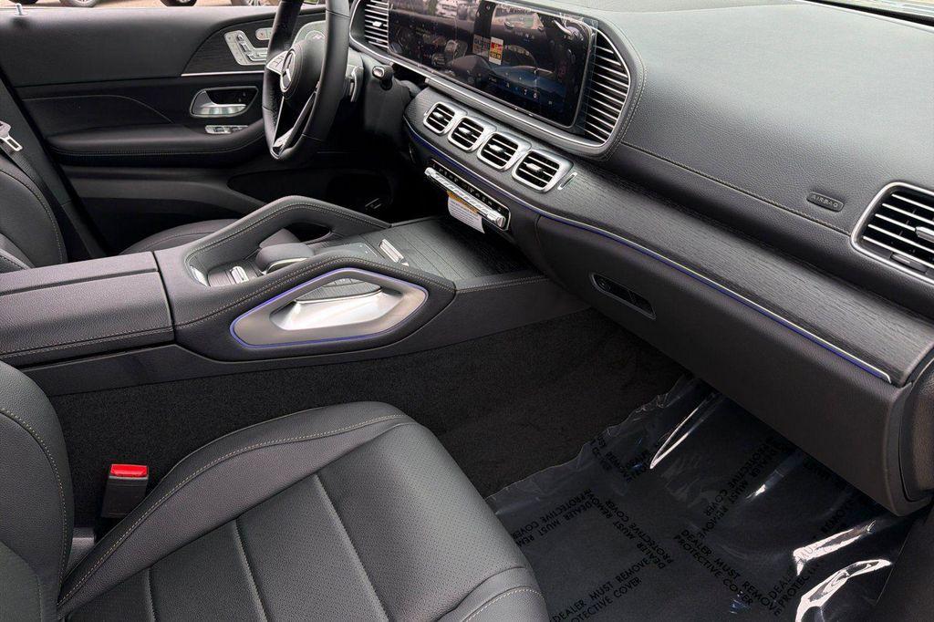 new 2026 Mercedes-Benz GLS 450 car, priced at $95,617