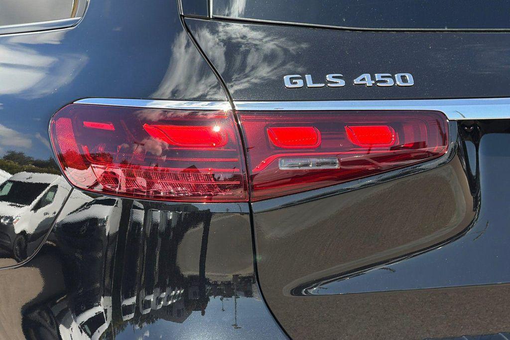 new 2026 Mercedes-Benz GLS 450 car, priced at $98,832