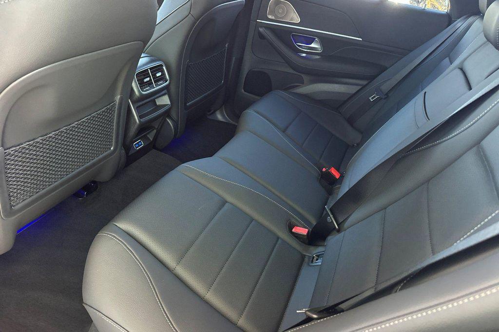 new 2026 Mercedes-Benz GLE 450 car, priced at $86,615