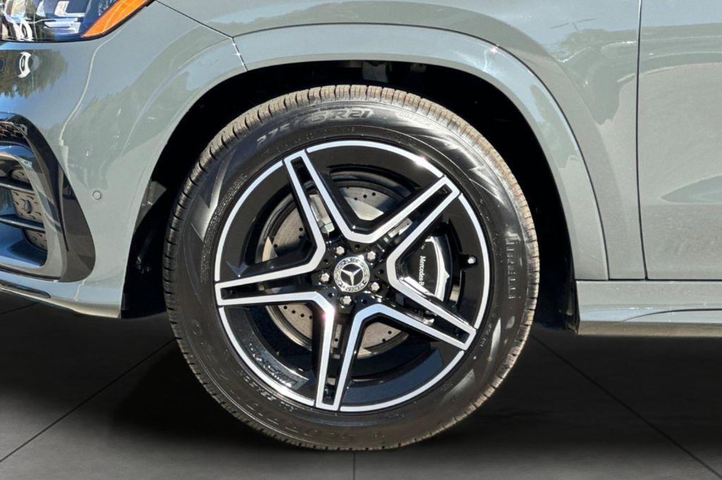 new 2026 Mercedes-Benz GLS 450 car, priced at $96,500