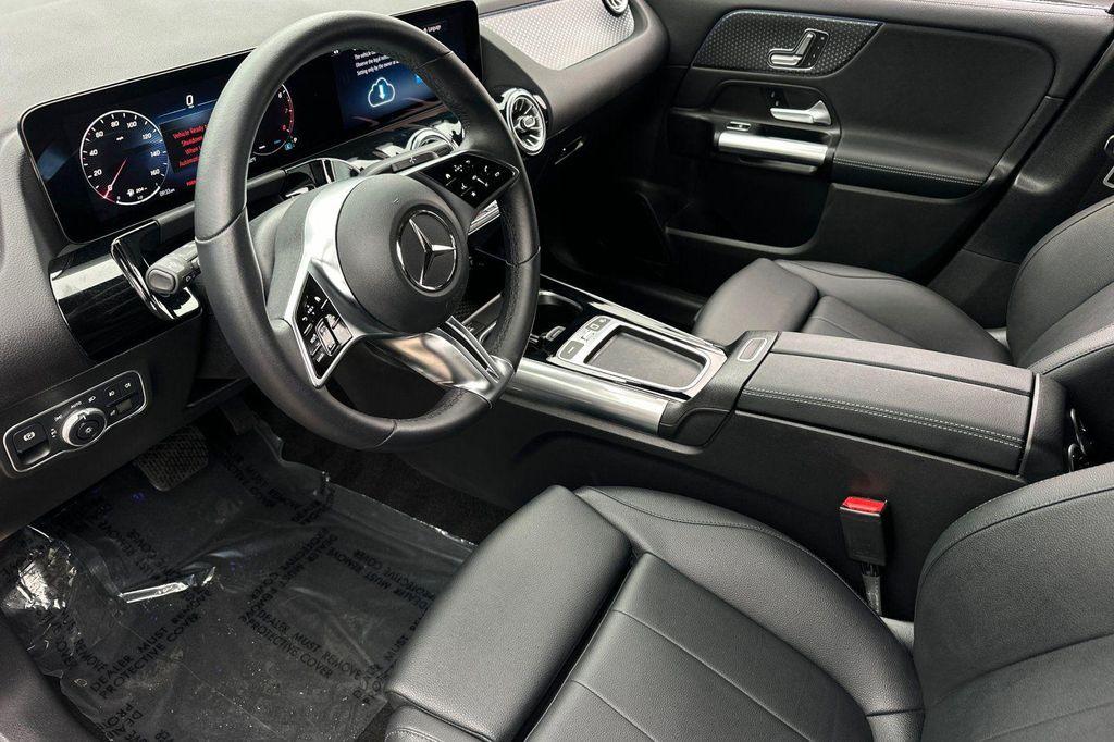 used 2025 Mercedes-Benz GLA 250 car, priced at $45,845
